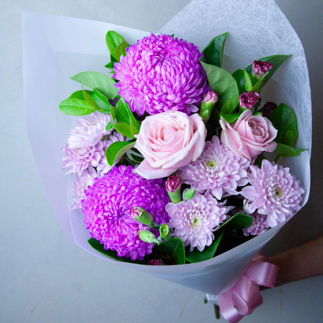 sweet blush bouquet pink roses chrysanthemum flower bouquet melbourne florist